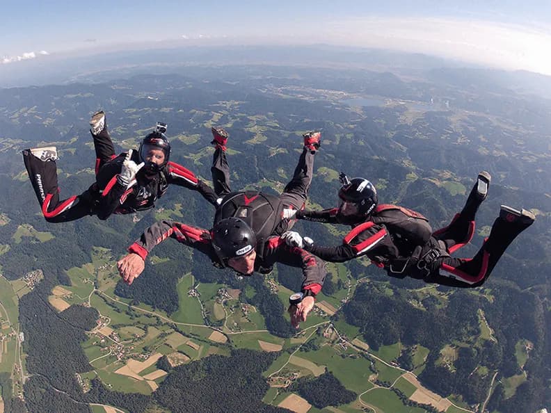 Padalska šola oz. padalski tečaj