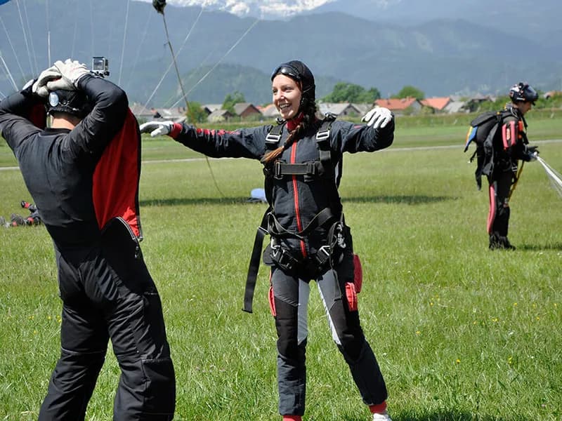 Neopisljivi občutki po pristanku skoka s padalom